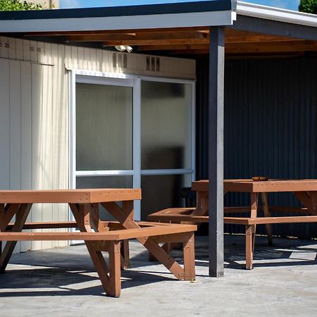 Viking Lodge Motel Tahoraiti Екстериор снимка