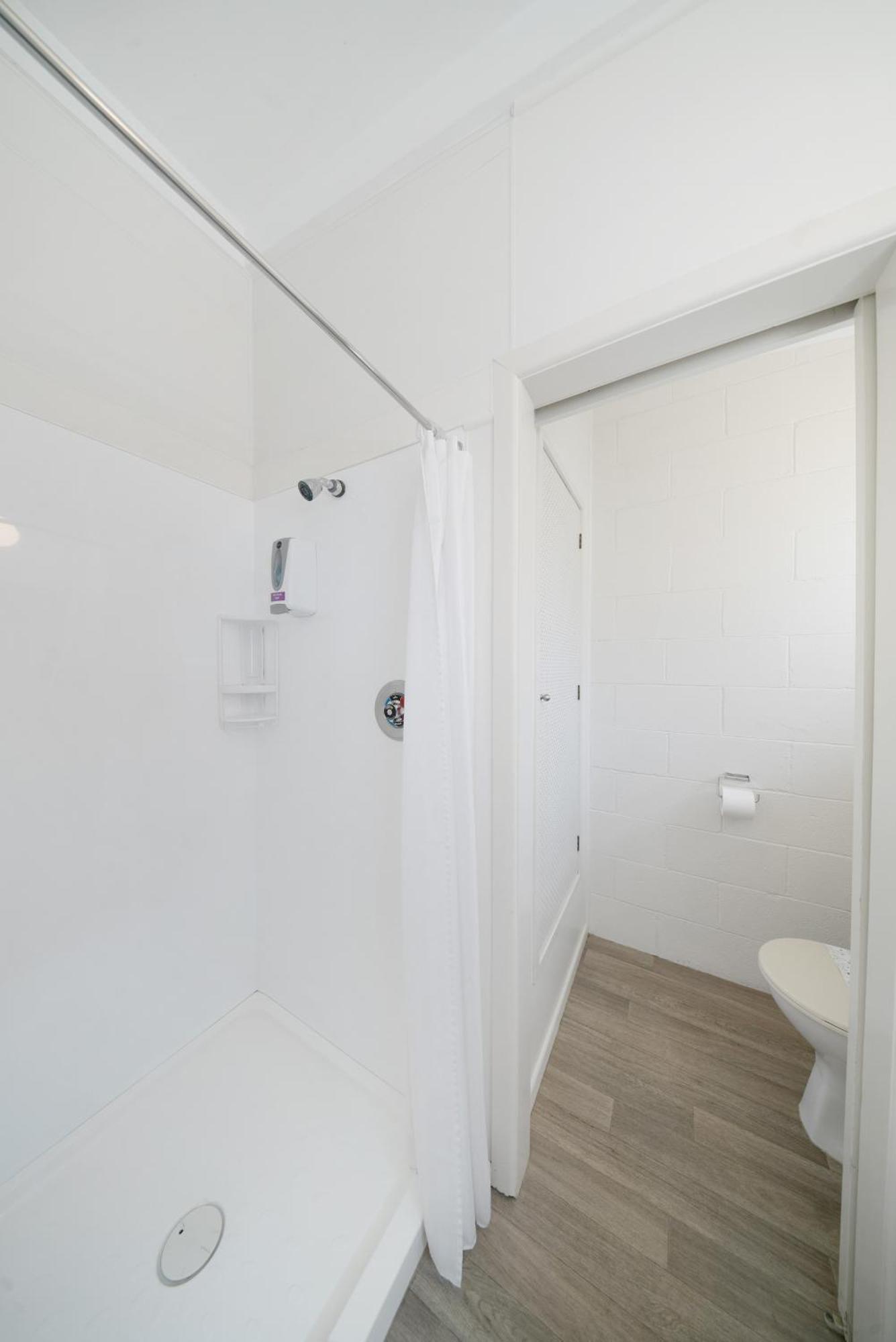 Viking Lodge Motel Tahoraiti Стая снимка